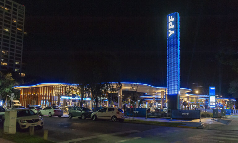 Estación de servicio, YPF, Tiendas Full, Opessa ALCORTA