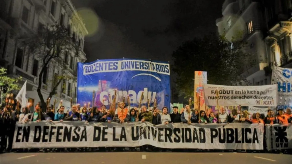 Universidades, Paro nacional de Transporte, Camioneros, Vuelos, Trenes, Gremios