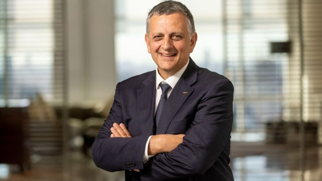 Horacio Marín, YPF, Metrogas, Riesgo País
