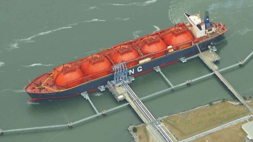 GNL, Golar PAE, YPF, Gas Natural Licuado