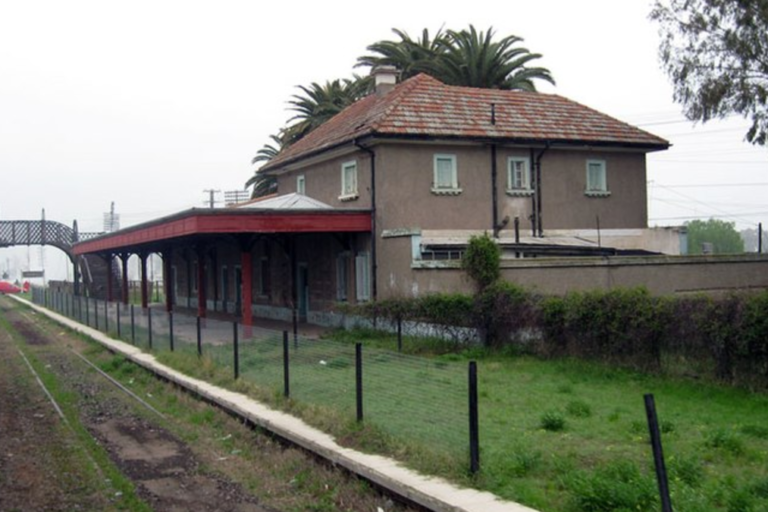 Bahía Blanca, Loma Paraguaya, Nodo logístico, Subasta