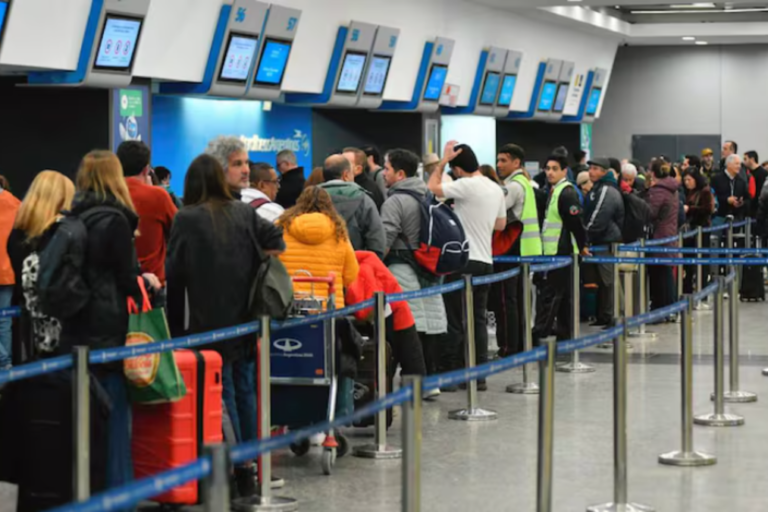 APLA, Aerolíneas Argentinas, Paro, CEFEPRA, Pilotos