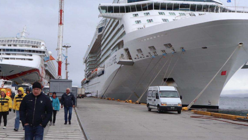 Puerto de Ushuaia, Tierra del Fuego, Cruceros, Certificación internacional