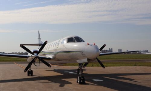Humming Airways, Vuelos privados, Villa María, Cielos Abiertos, Federico Sturzenneger
