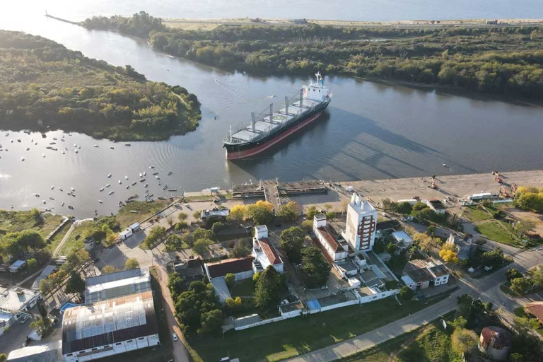 Entre Ríos, Puerto Ibicuy, Puerto Concepción del Uruguay, exportaciones, Transporte de carga