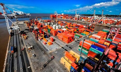 Puerto Buenos Aires, Almacenamiento extendido, Contenedores,