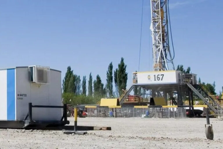 Rio Negro, Alberto Wereltilneck, Quintana Energy, Estación Fernández Oro, Proyecto Andes