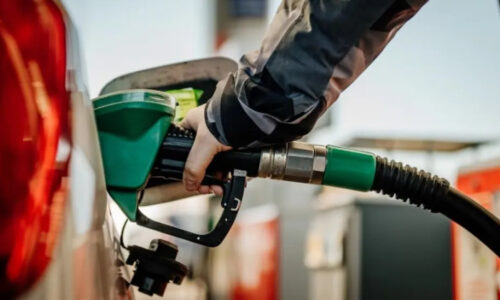 Autodespacho de combustibles, Surtidores, Estaciones de servicio, Nafta