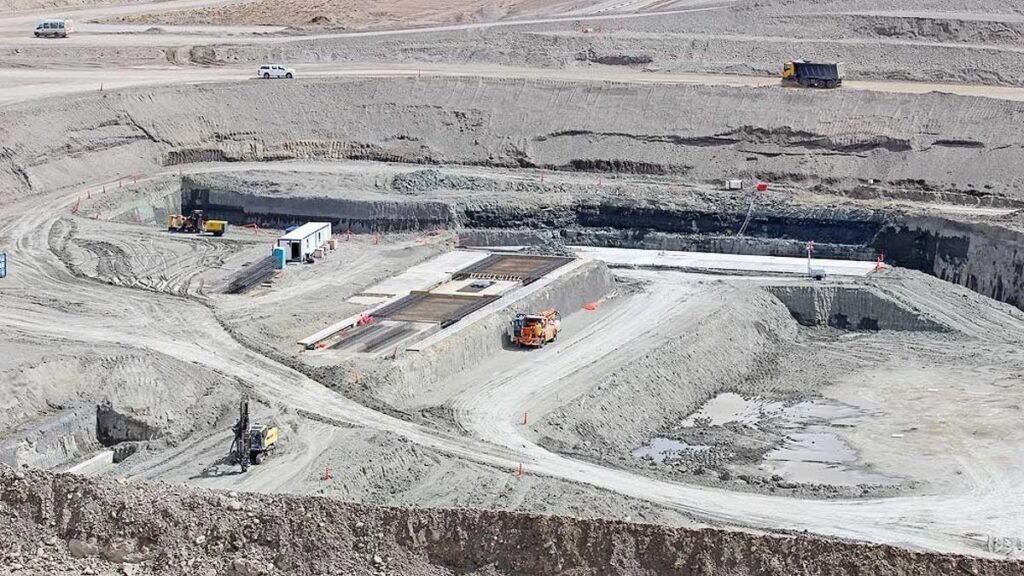 Represas Santa Cruz, China, Néstor Kirchner, Claudio Vidal