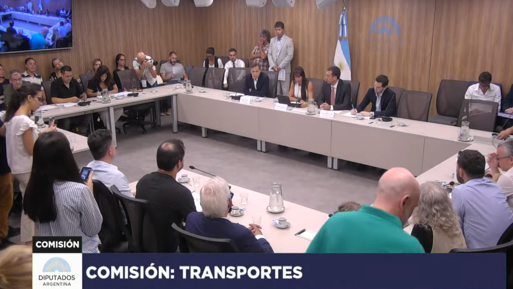 Hidrovía, Diputados, Licitación,