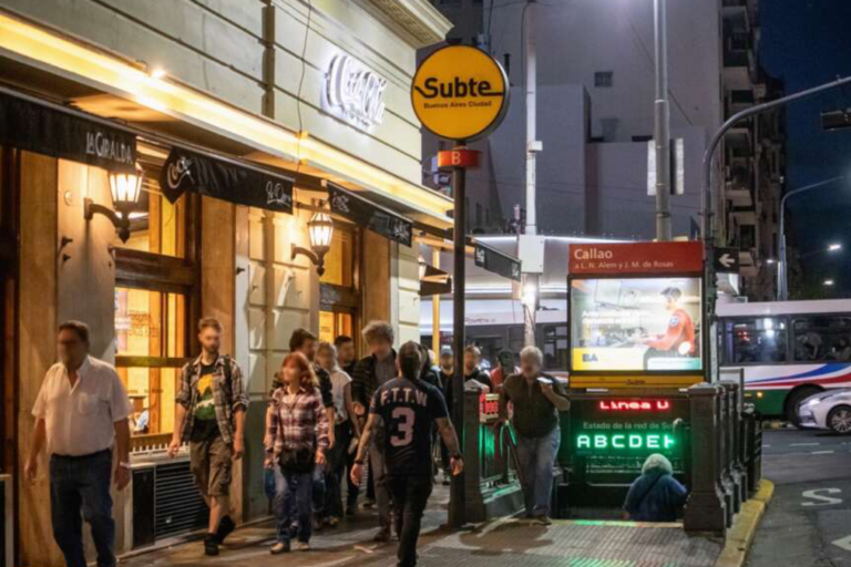 Línea B, Subte, SBASE, Horario nocturno