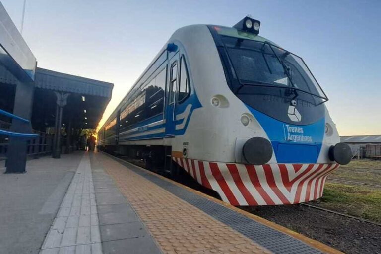 Tren del Valle, Neuquén, Rio Negro, Servicio regional, Cipolletti