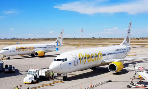 Flybondi, Low cost, Mendoza, Córdoba, suspensión de ruta