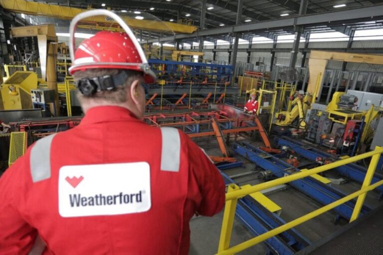 Bajo del Choique, Weatherford, Pluspetrol, Servicios de fractura, Newco