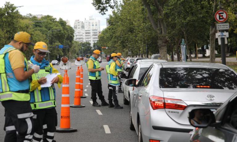 Ley de Tránsito, Licencia de Conducir, Autos, Ministro de Desregulación