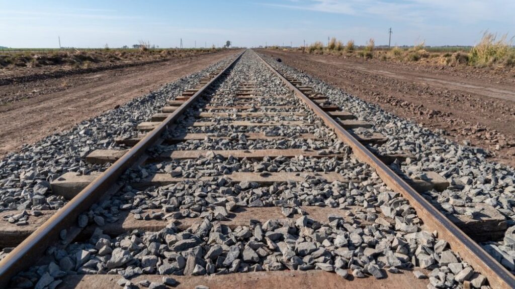 Tren San Martín Cargas, TAC, Mejoramiento de vías, Trenes Argentinos