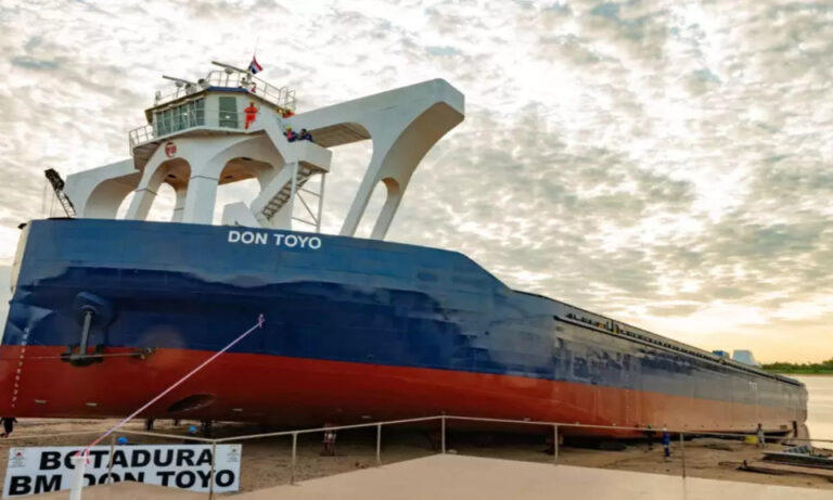 Don Toyo, Hidrovía, buque, Paraguay