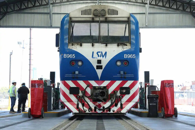 Trenes Argentinos, Motores, Línea San Martín, Locomotoras
