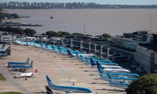 Controladores Aéreos, Paro, Vuelos. Aeropuertos