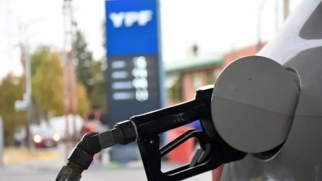Combustibles, Nafta, Estaciones de servicio, Transporte de combustibles