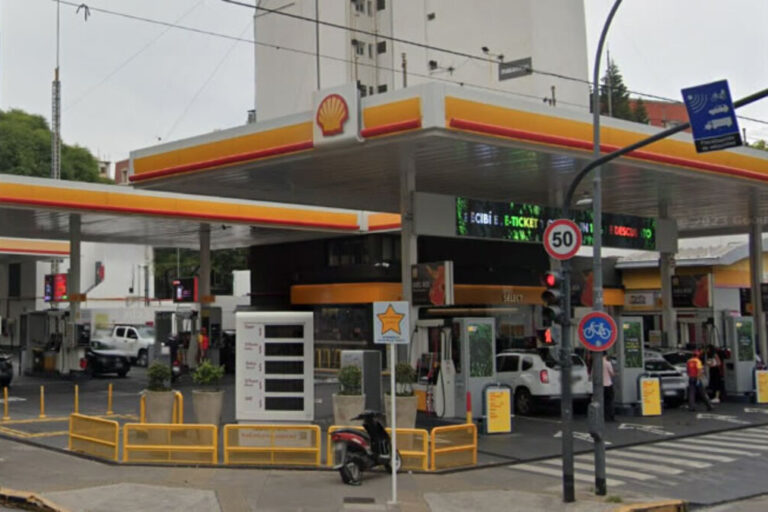 Axion, Shell, Combustibles, Autodespacho, CABA