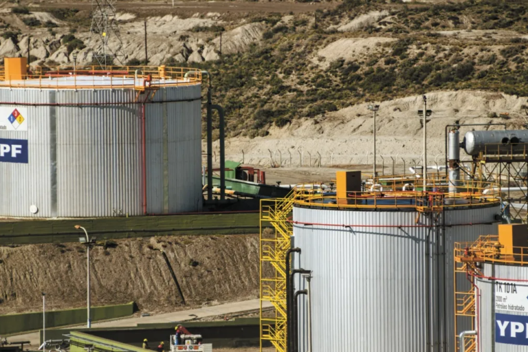 Recuperación terciaria, Petróleo, YPF, Chubut