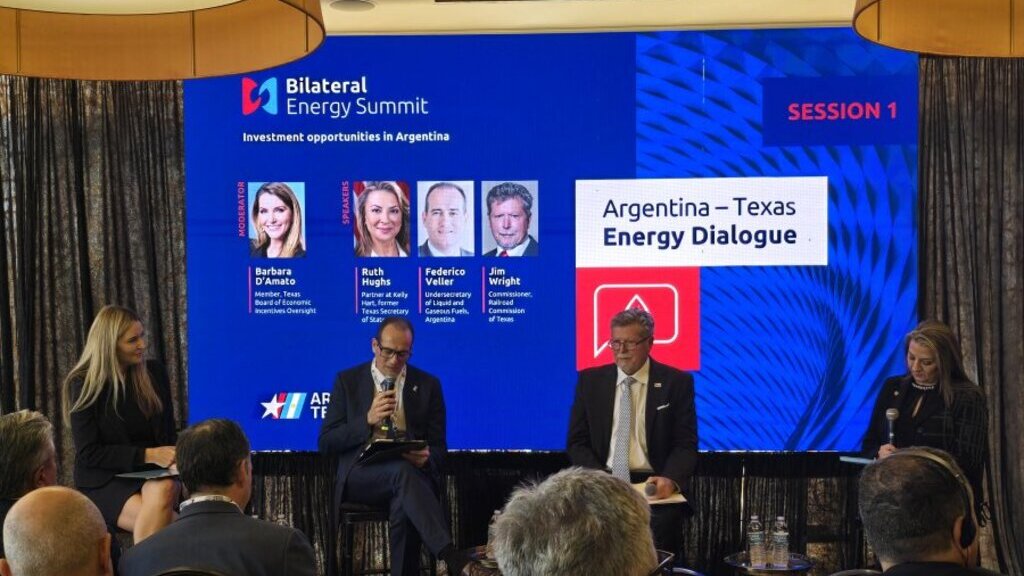 Houston, Texas, Vaca Muerta, Horacio Marín, Bilateral Energy Summit
