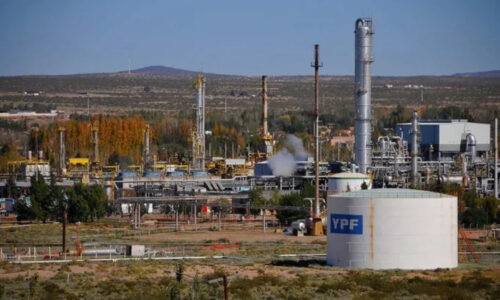 refinería de Plaza Huincul, Vaca Muerta, Neuquén, YPF