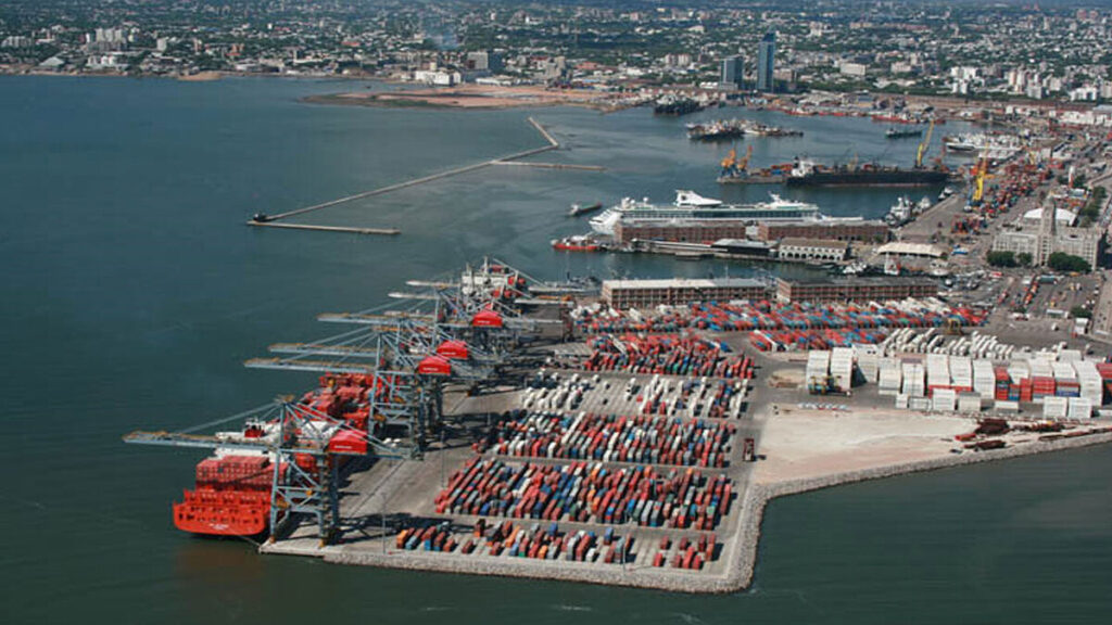 Puerto de Montevideo, Puerto de Buenos Aires, Tránsito Fluvial, Contenedores