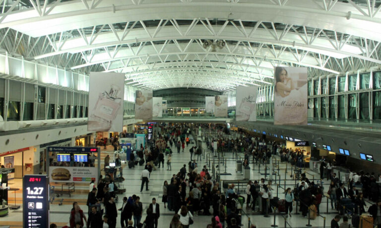 APLA, Gremio de pilotos, Paro, Temporada alta, vacaciones de invierno