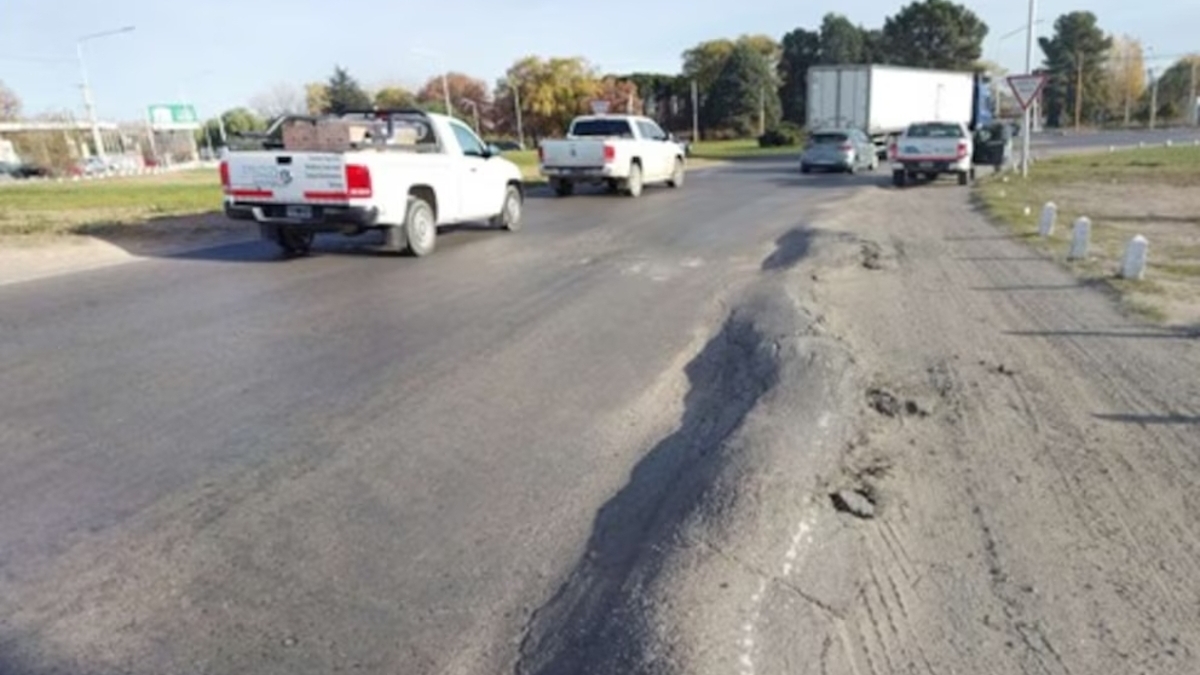 Río Negro se cansó: va a la Justicia por el abandono de rutas nacionales  clave para Vaca Muerta - Dinamicarg