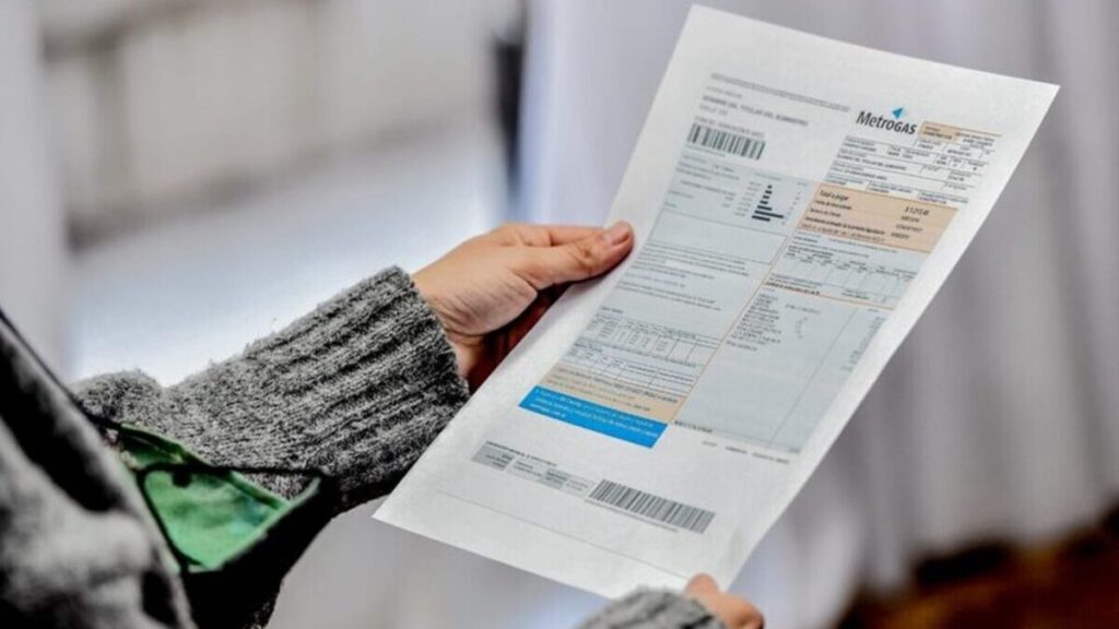 Tarifas gas natural, Aumentos servicios públicos, Subsidios energía Argentina, Actualización precios electricidad, Impuestos combustibles líquidos,