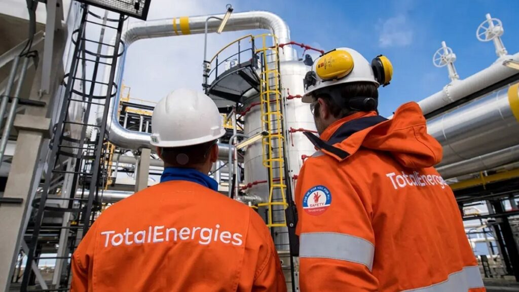 TotalEnergies. Vaca Muerta, desinversión energética, YPF, bloques de gas