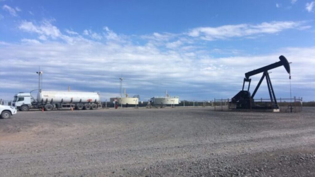 Medanito, La Pampa, licitación petrolera, yacimientos maduros, PCR, hidrocarburos, concesión petrolera, Sindicato de Petroleros Privados, Sindicato de Camioneros, Santa Rosa