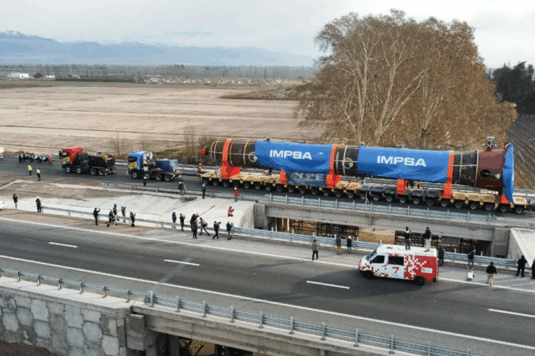 IMPSA, YPF, traslado industrial, reactor, hidrodesulfuración, Luján de Cuyo, seguridad vial, Transapelt, Ruta Nacional 7