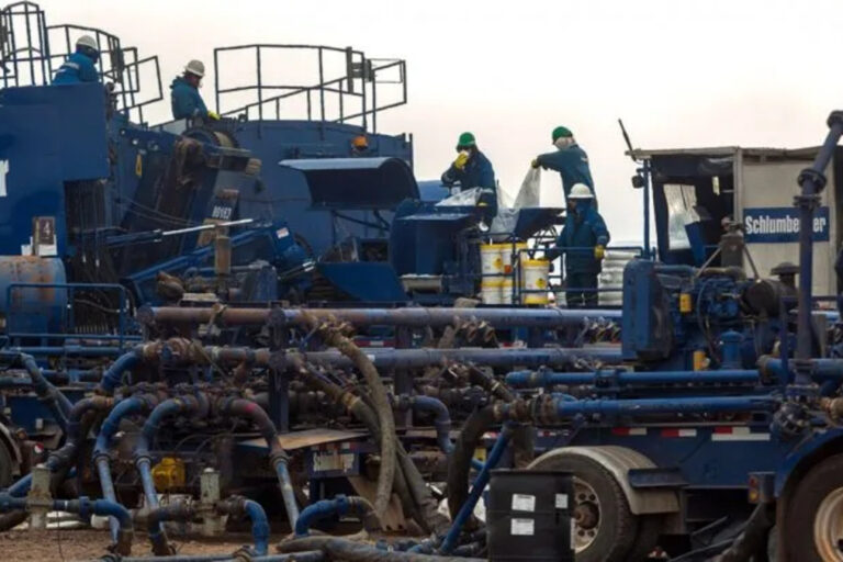 Halliburton, SLB, Shale, Petróleo Convencional, Cuenca Golfo San Jorge, Servicios Petroleros, Sindicato Petrolero, Chubut
