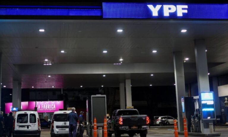 YPF, combustibles, descuentos, estaciones de servicio, aplicación YPF, Horacio Marín, autoservicio