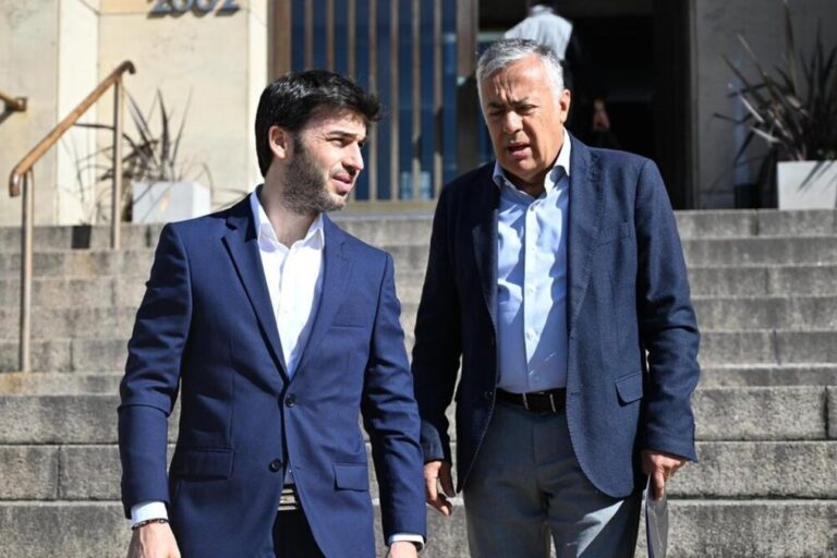 YPF, juicio YPF, gobernadores, Mendoza, Chubut, Santa Cruz, Alfredo Cornejo, Ignacio Torres, Claudio Vidal, Burford Capital,