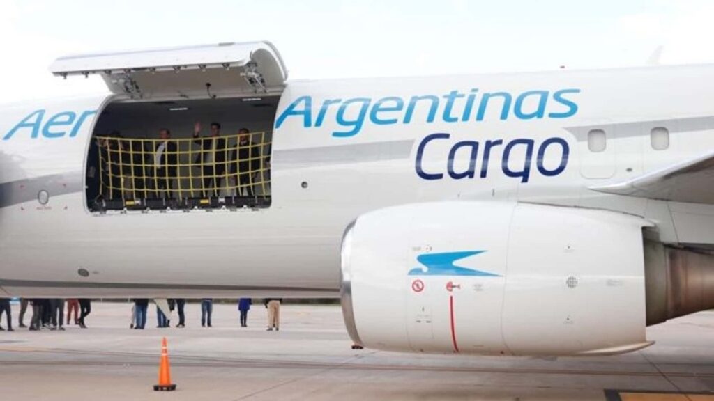 Mercado Libre, Mirgor, Aerolíneas Argentinas Cargo, logística, vuelos de carga, Patagonia, e-commerce,