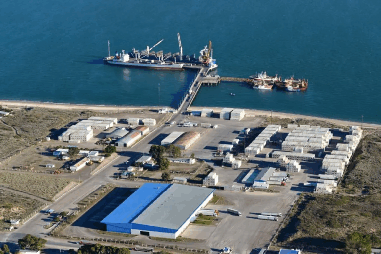 San Antonio Oeste, GNL, Socotherm Americas, planta logística, tubos, Parque Industrial, Vaca Muerta, Río Negro,