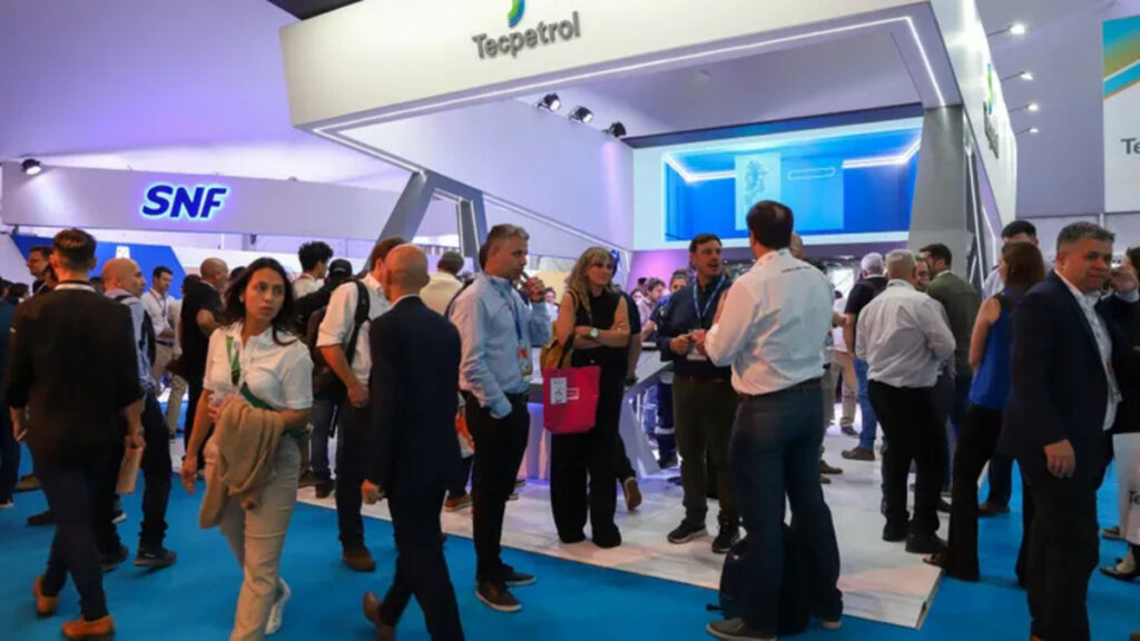AOG 2025, Vaca Muerta, Tecpetrol, TotalEnergies, Gas Natural, Petróleo, Exportaciones, Offshore,