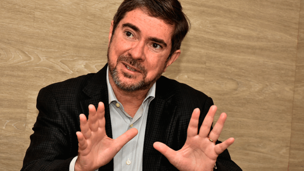 Vaca Muerta, Fluxus, Ricardo Savini, Grupo J&F, Neuquén, Gasoducto Néstor Kirchner, Exportación de gas,