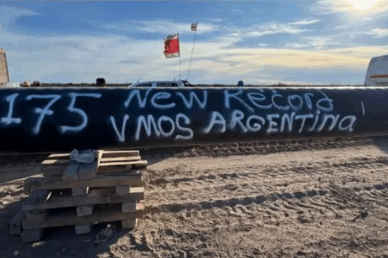 VMOS, Vaca Muerta Sur, Techint, SACDE, récord de soldaduras, infraestructura energética, ductos, tecnología de soldadura automática,