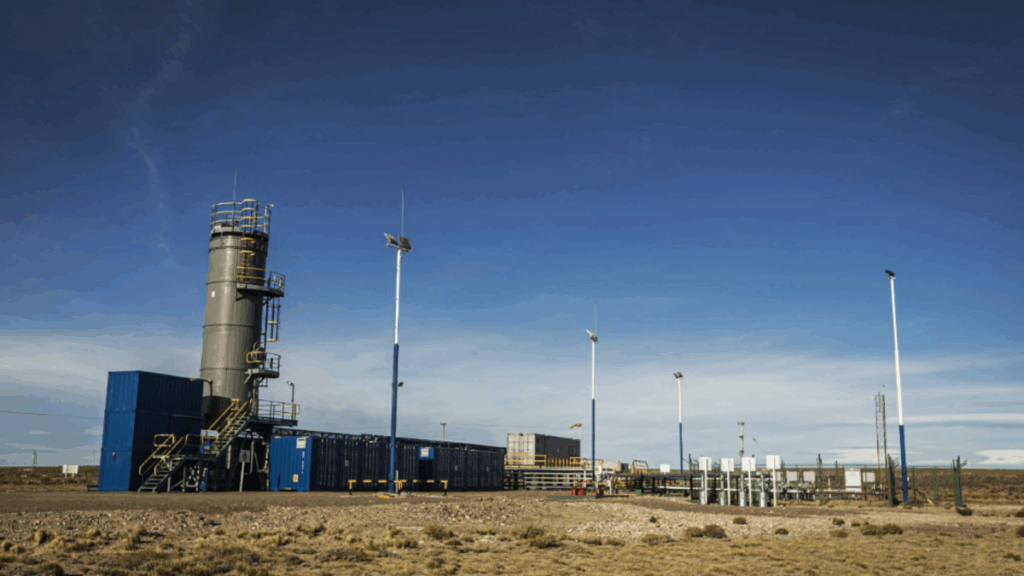 CGC, YPF, Manantiales Behr, Pecom, Capsa, Grupo San Martín Energía, Hugo Eurnekian, Horacio Marín, Banco Santander,