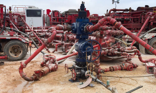 Vaca Muerta, refractura, pozos maduros, hidrocarburos, CAPEX, eficiencia, sostenibilidad, Calfrac, producción, innovación, SPE,