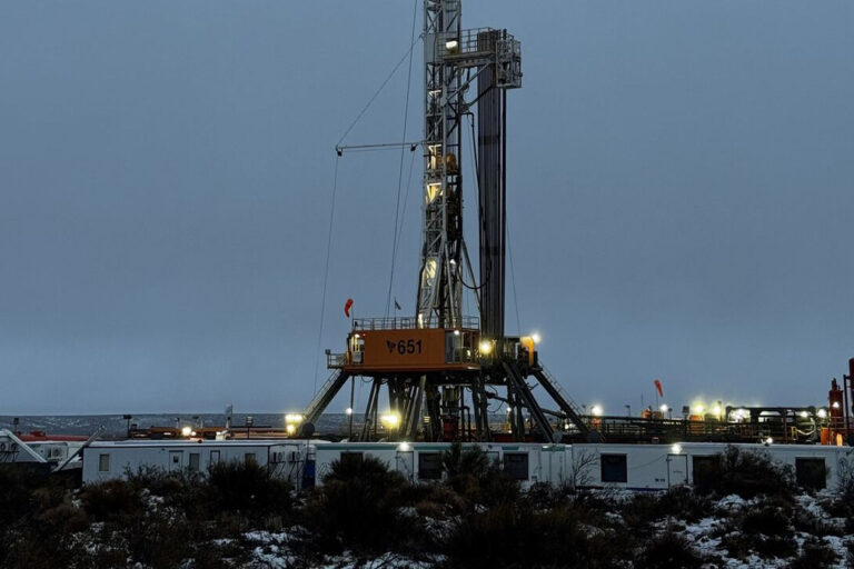 Pluspetrol, Vaca Muerta, Bajo del Choique, producción temprana, pozos horizontales, Neuquén, shale oil, La Calera,