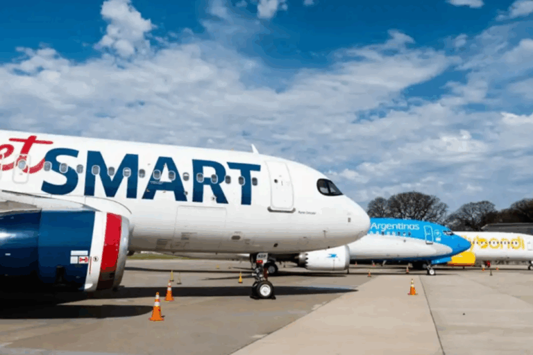 aerolíneas argentinas, flybondi, jetsmart, cybermonday, promociones, turismo, vuelos, descuentos,