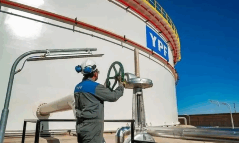 YPF, shale oil, Vaca Muerta, ganancias, Ebitda, producción no convencional, Plan 4x4, costos operativos,