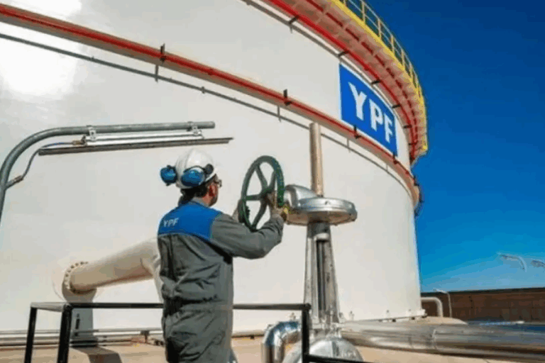 YPF, shale oil, Vaca Muerta, ganancias, Ebitda, producción no convencional, Plan 4x4, costos operativos,