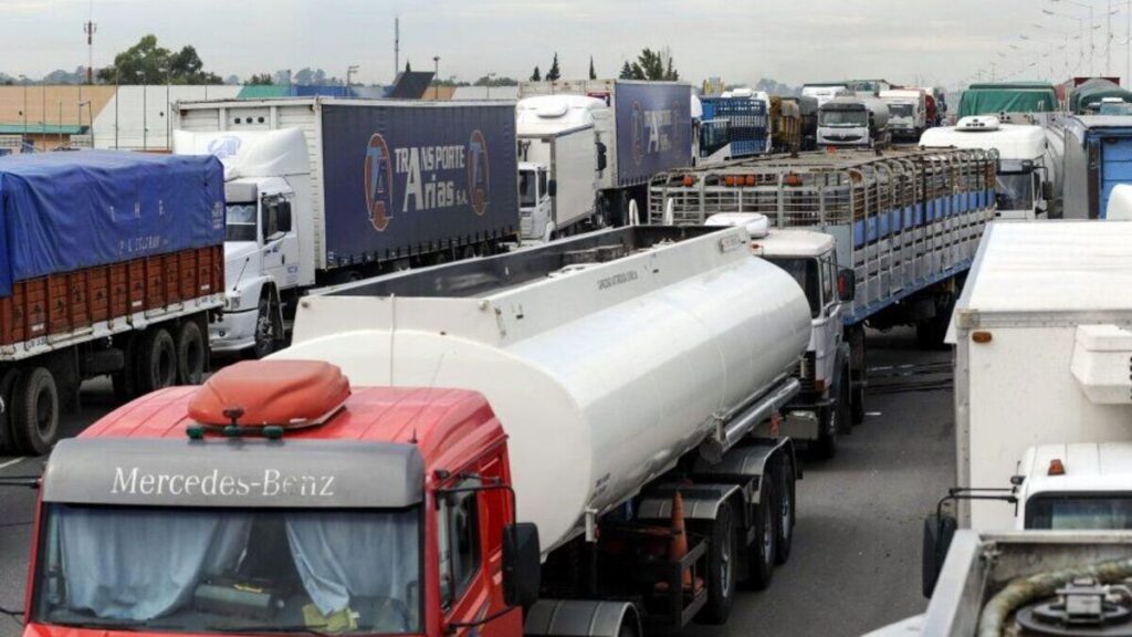 transporte de cargas, costos logísticos, FADEEAC, gasoil, índice de costos del transporte, inflación,